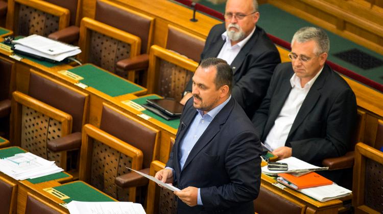 Parlt Suspends Fidesz MP’s Immunity Over Graft Allegations