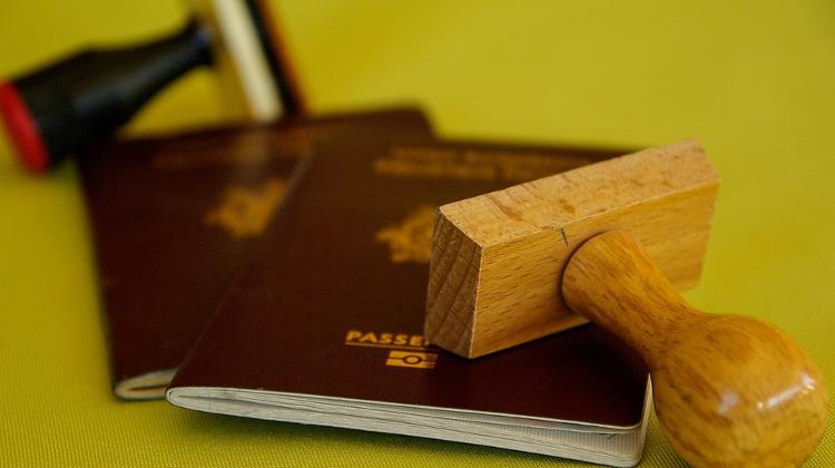 Ministry Warns Hungarians To Be Extra Cautious When Travelling Abroad