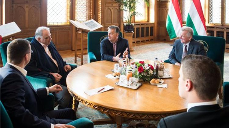 Orbán Meets With Intl Wrestling Federation Head