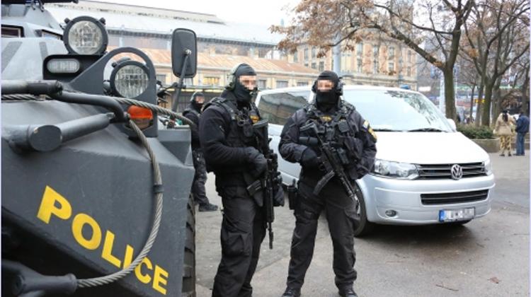 Prosecution Investigators Probe Alleged Fraud At Hungarian Counter-Terrorism Force