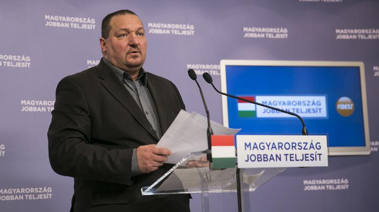 Fidesz To File Criminal Complaint Over Alleged Graft In N Hungary