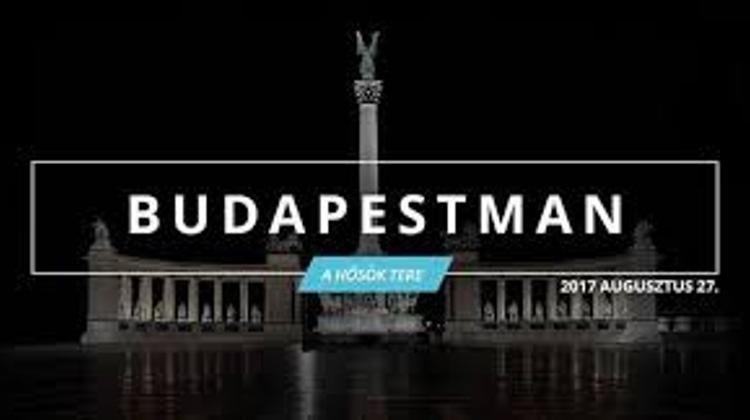 'Budapestman', Heroe’s Square, 27 August