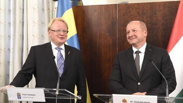 Hungary, Sweden Defence Ministers Agree On Stronger Cooperation