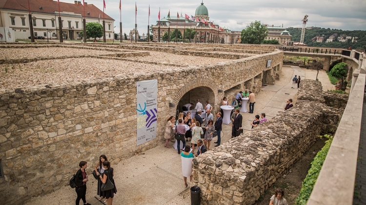'V4 Art Connects' Exhibition, Buda Castle District