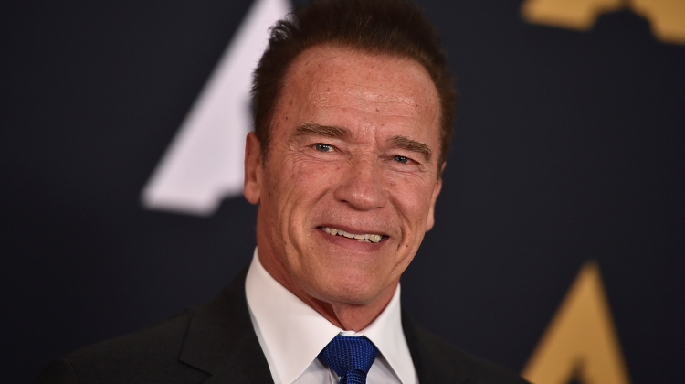 Schwarzenegger Arrives In Town To Shoot New Terminator Movie