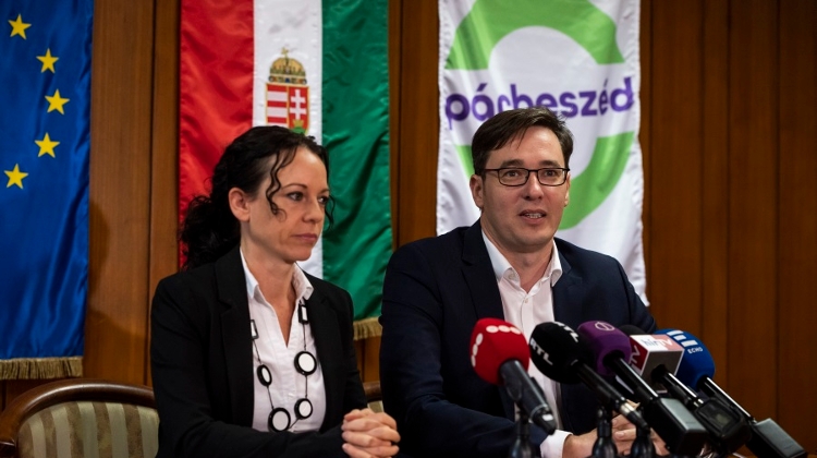 Hungarian Opposition Párbeszéd Re-Elects Szabó, Karácsony As Co-Leaders