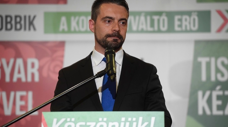 Entire Jobbik Leadership To Resign?