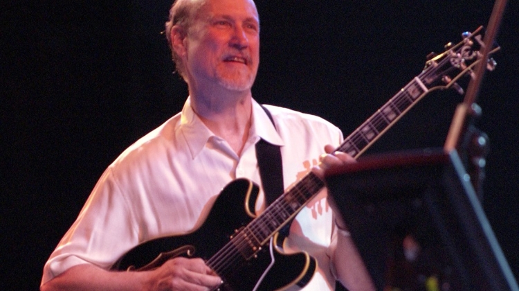 Jazz-Rock Legend John Scofield To Play Budapest In May