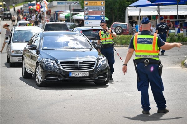 Polish, German Police Help Out In Hungary