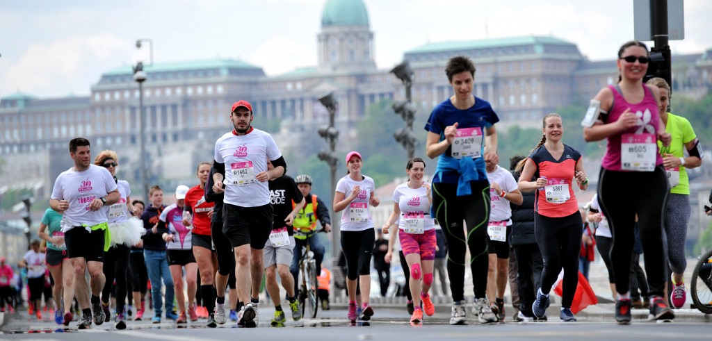 Video: Vivicitta Spring Half Marathon In Budapest