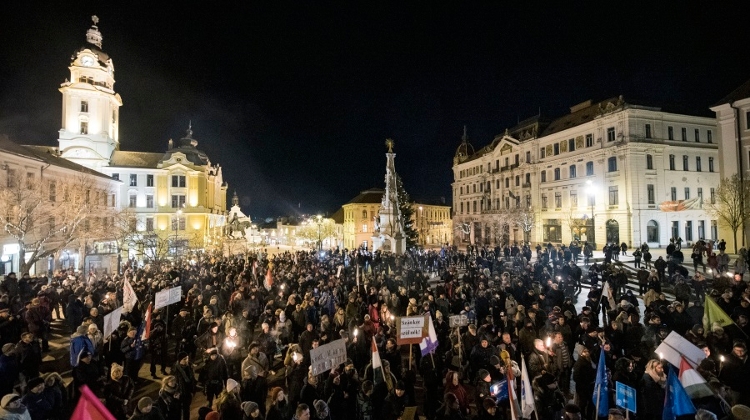 Fidesz: Hungary's Anti-Govt Protesters On Soros Payroll