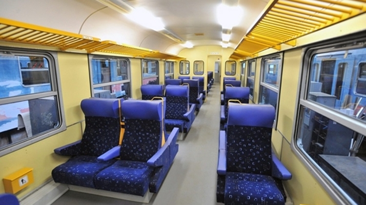 MÁV-Start Cleaning Up Hungary's Trains