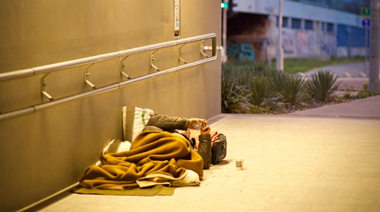 Video: Why Many Of Vienna's Homeless Population Originates From Hungary