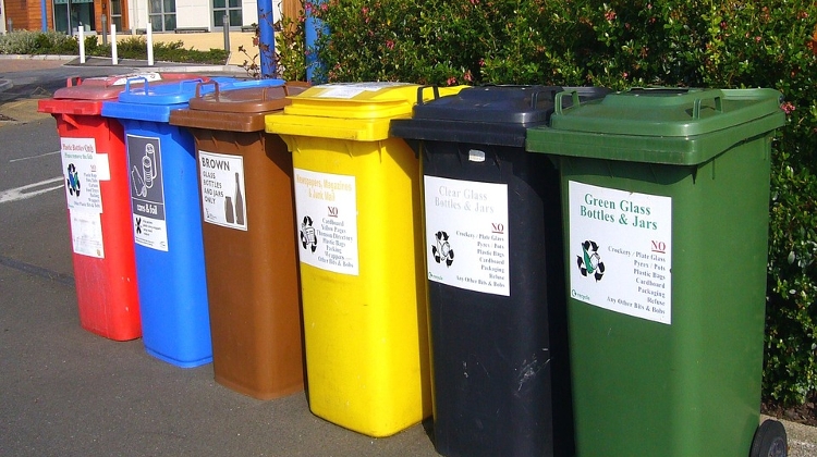 Hungarians Generate 385 Kg Waste Per Person