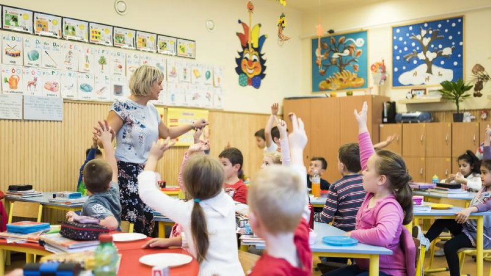 Nearly 2,500 Teachers Quit in Hungary Over Recent 45 Day Period