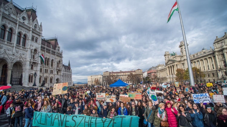 Thousands Take Part In Climate Rally In Budapest & Across Hungary