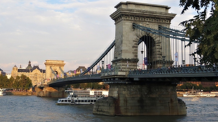 Chain Bridge & Buda Castle Tunnel Reconstruction To Start In October