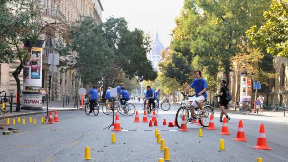 Car-Free Days On Andrássy Between 21–22 September During 'European Mobility Week'
