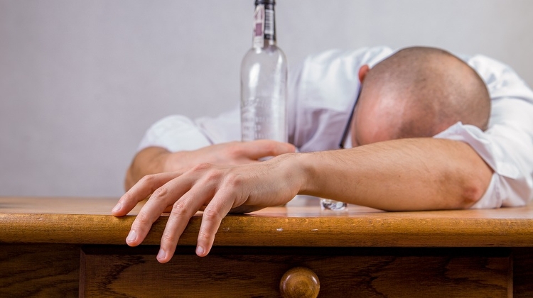 Number Of Alcohol Addicts In Hungary Reaches 800,000 Says Toxicologist