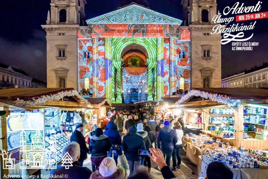 Video: Europe's Second Best Christmas Market Opened In Budapest