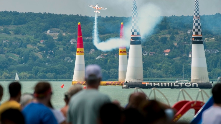 Video: Hall Blazes His Way To Glory At Red Bull Air Race Over Balaton In Hungary