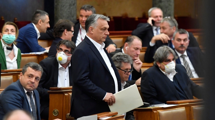 Video: PM Orbán Handed Sweeping New Powers With COVID-19 Law
