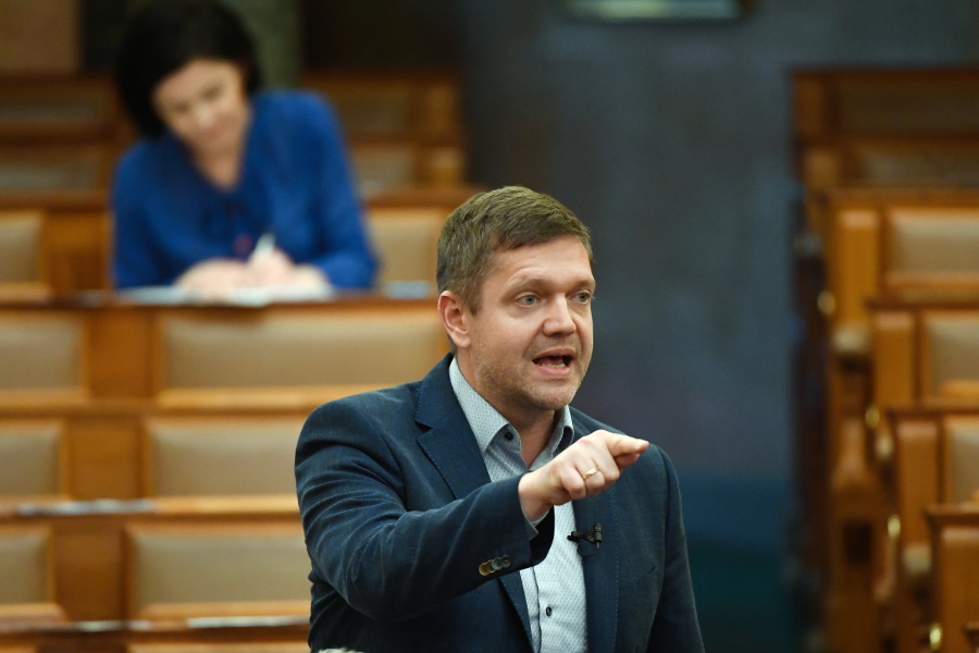 Hungarian Opposition Slams Gov’t Economic Protection Plan