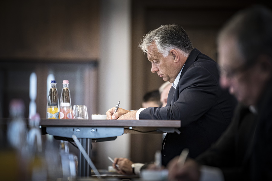 PM Orbán: Further Covid-19 Restrictive Measures Needed