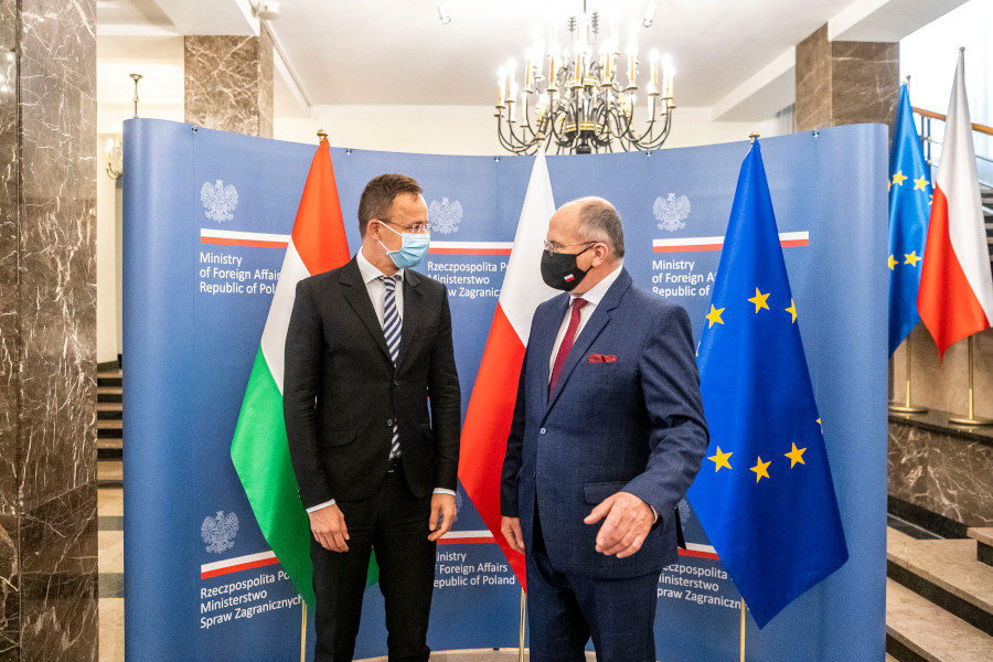 Foreign Minister: Hungary, Poland 'Won't Be Blackmailed' Over EU Funds