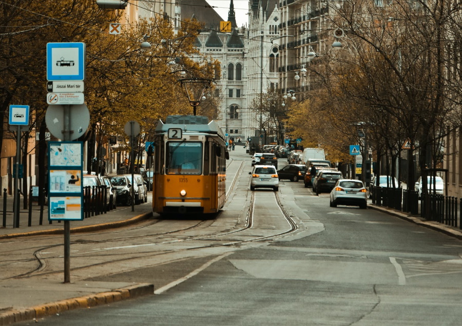 Coronavirus: New Workday Public Transportation Schedule Set In Budapest