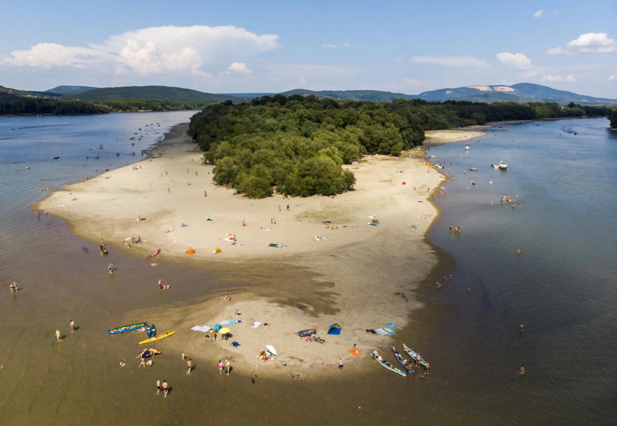 Quick Guide To Best Public Beaches Near Budapest