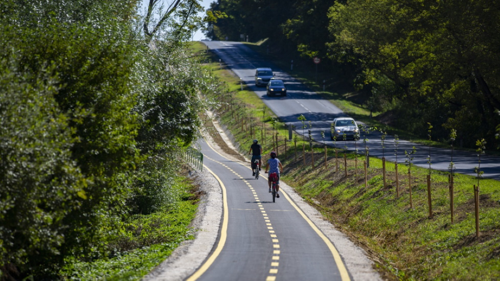 Cycle Paths In Hungary Increasing To 15,000 Km