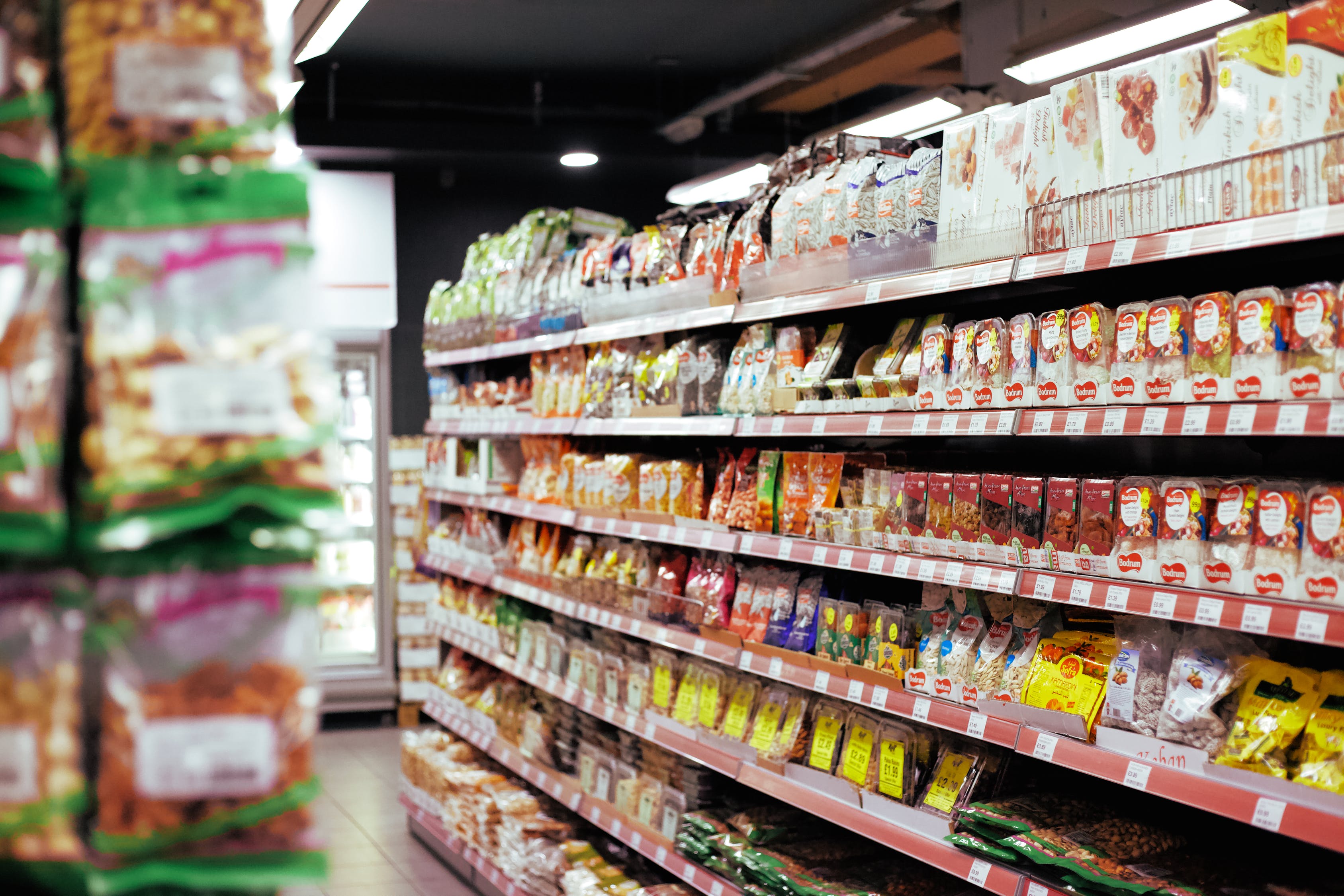 Coronavirus: Hungarian Retailers Say No Need To Panic Buy Food