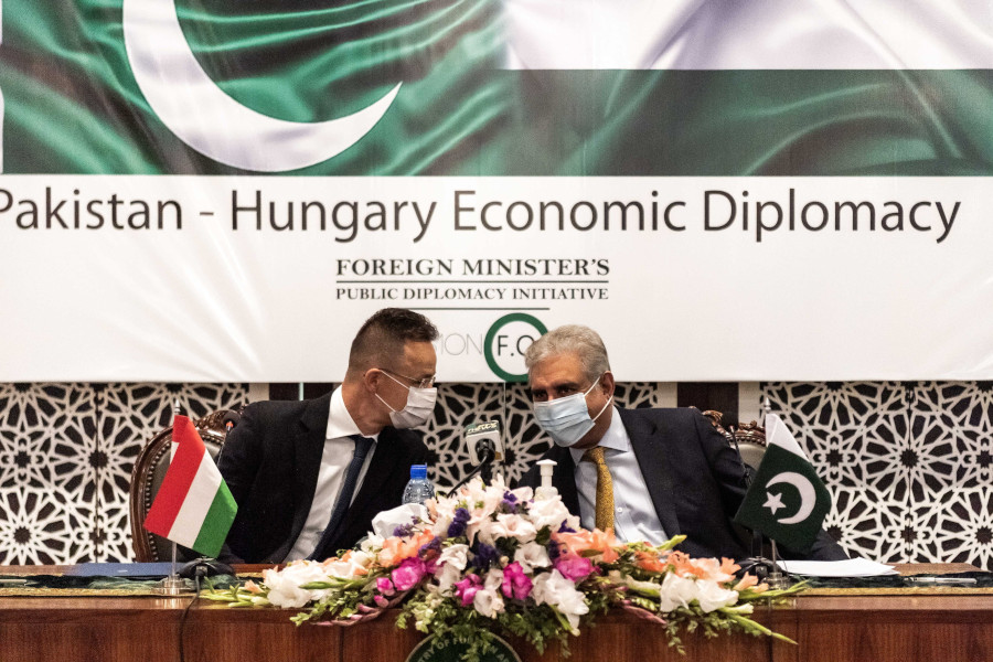 Hungary & Pakistan Seek Stronger Cooperation, Agree It's Unnecessary To “Lecture Each Other”