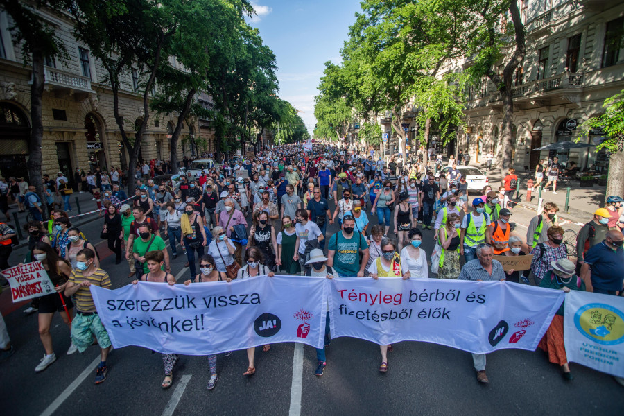 Protest Against China's Fudan Uni in Budapest 'Political Scare-Mongering'