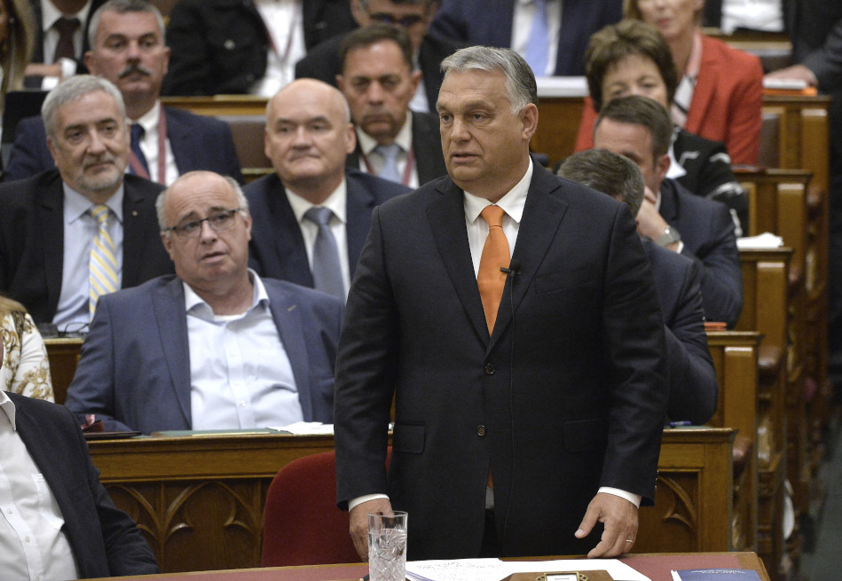 Hungarian Parliament Adopts Declaration on Ukraine War