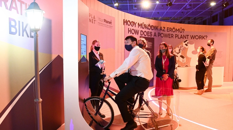 Hungarian President Visits Planet 2021 Expo