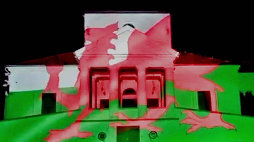 Watch: Hungary's “Welshest” Village Lit Up Castle For St David's Day