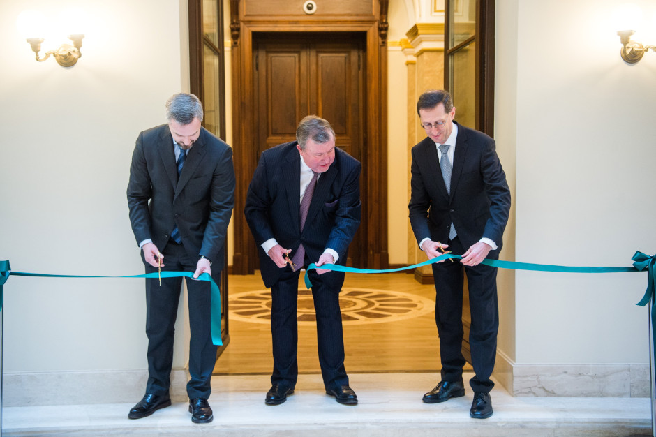 Finance Minister Inaugurates HQ Of International Investment Bank In Budapest