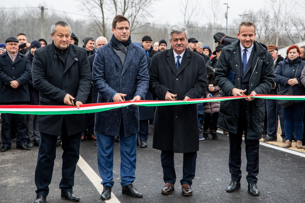 Access Road to M5 Motorway in Hungary Inaugurated by Gulyás