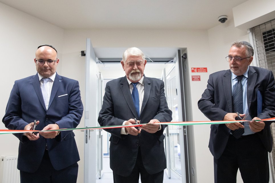 Jewish Charity Hospital Inaugurated in Budapest