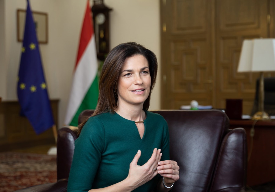 Hungarian Justice Minister Addresses 'Problematic' Tech Practices With Competition Authority Head