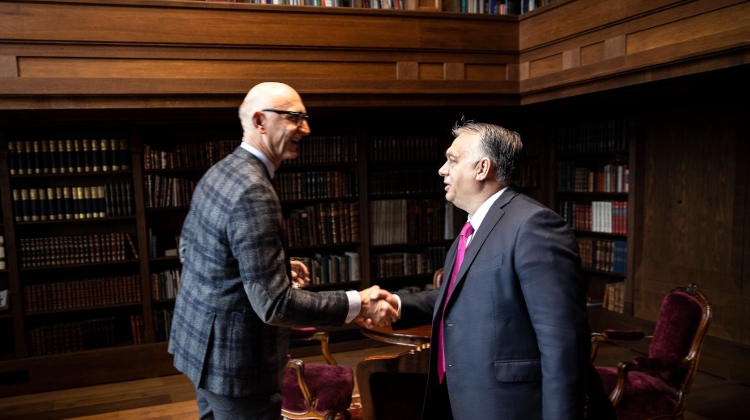 PM Orbán Discusses Digitalisation With Deutsche Telekom Chief Executive