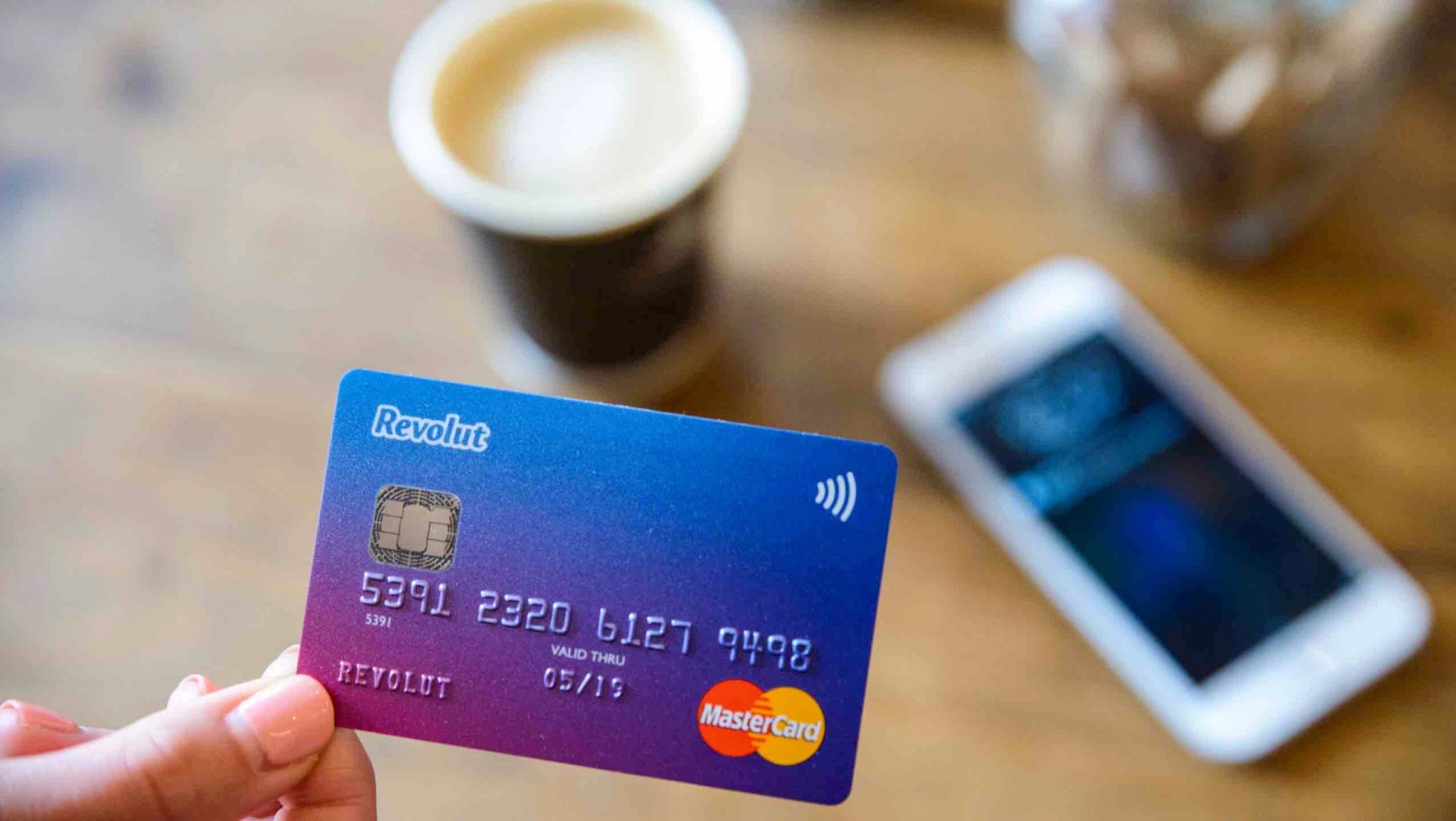 Revolut Brings New Service to Hungary