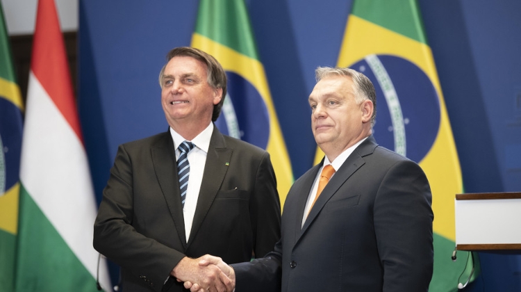 Controversial Bolsonaro Visits Budapest Today