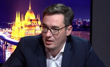 'Let Every Day be Women's Day', Says Budapest Mayor - Gender Equality in Hungary 'Awful' 'Let Every Day be Women's Day', Says Budapest Mayor - Gender Equality in Hungary 'Awful'