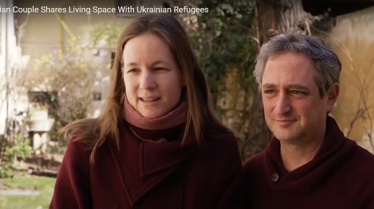 Watch: Hungarian Couple Shares Living Space With Ukrainian Refugees