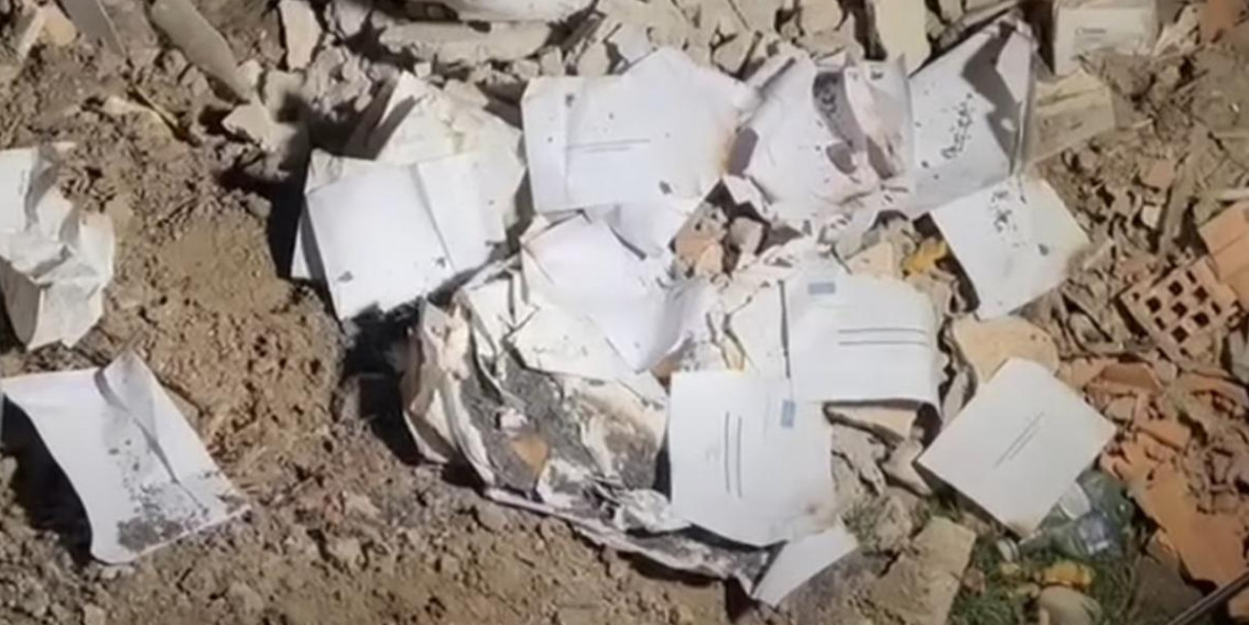 Watch: Dumped Hungarian Postal Ballots Found in Transylvania