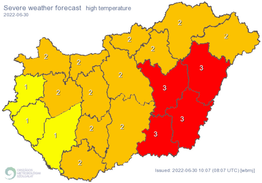 Updated: Heat Alert Extended Until Monday Midnight in Hungary
