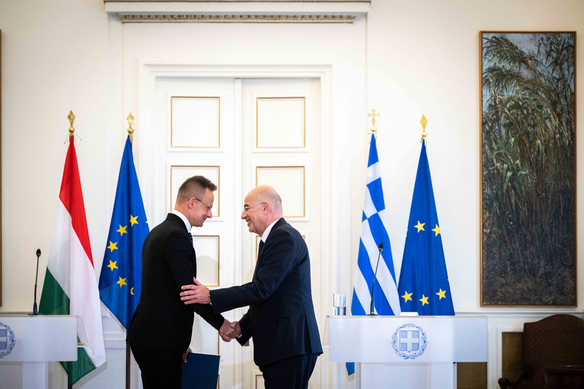 Greece is Key in Diversification of Hungary's Gas Supply, Says FM Szijjártó
